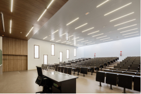 LED-es világítás az osztálytermekben: a világosabb fények szebb jövőhöz vezethetnek